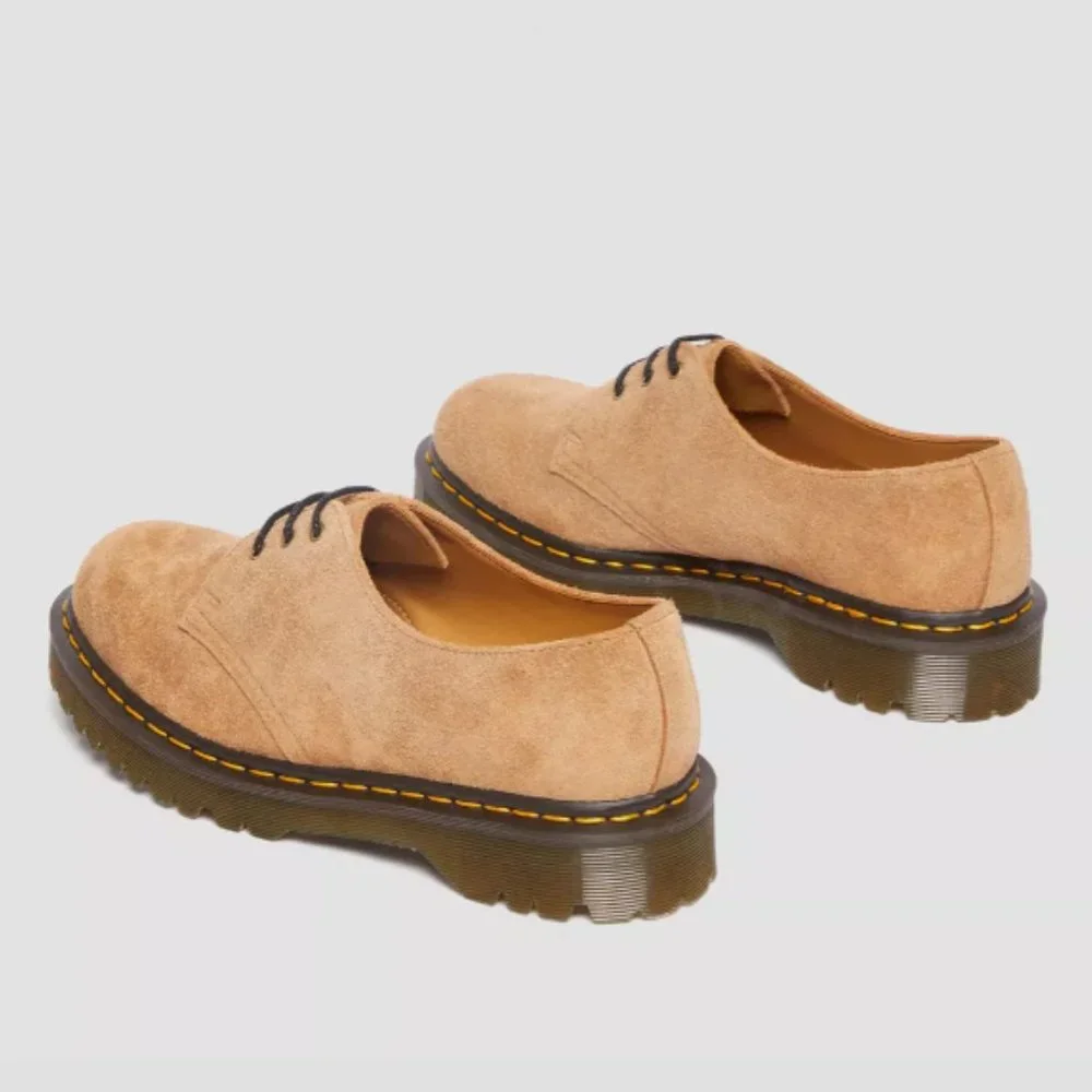 Made in ENGLAND DR. MARTENS 1461 BEX OXFORD IN Sandy Tan Tufted Suede MSRP$275